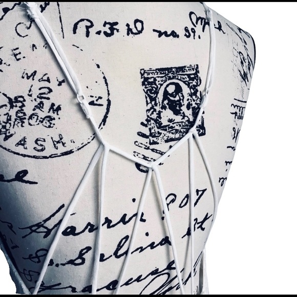 Jealous Tomato | Lace Midi Dress w/ Sexy Back | M - Picture 5 of 13